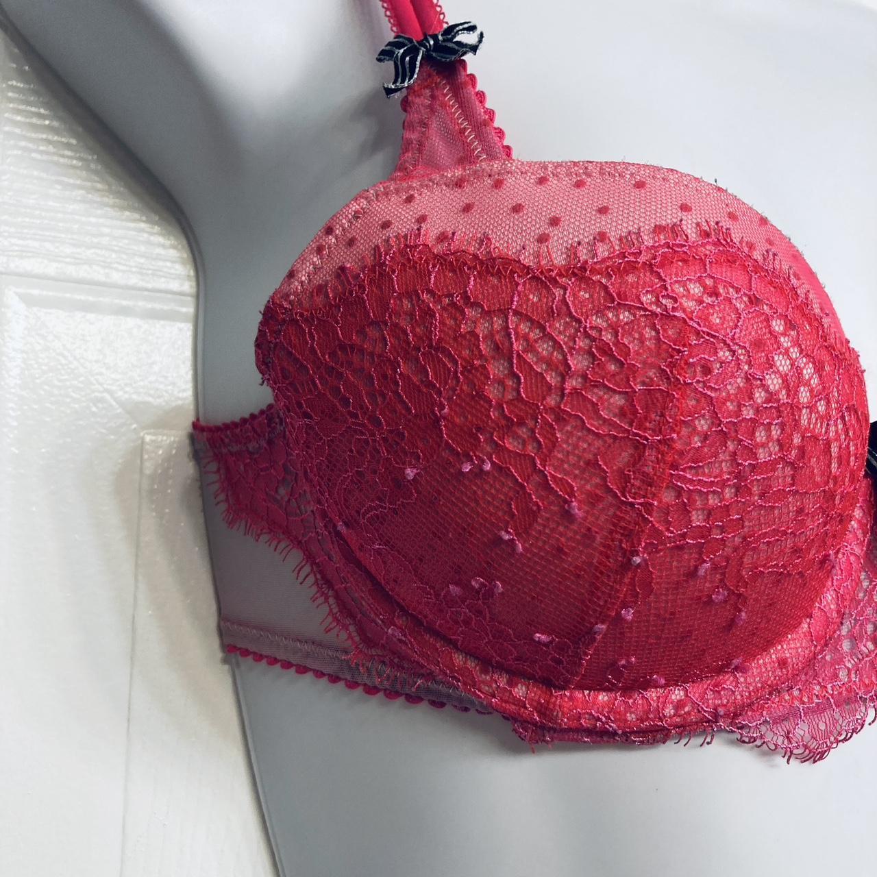 Victoria's Secret lined balconette bra Size - Depop