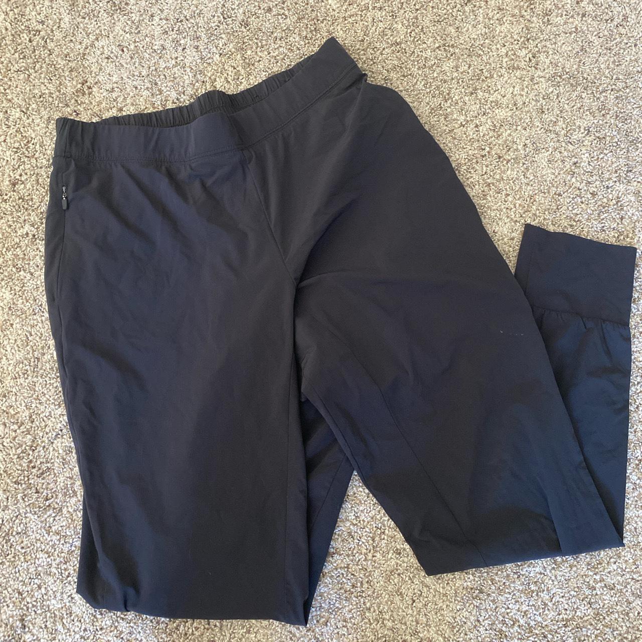 Nike dri fit lightweight pants, size large - Depop