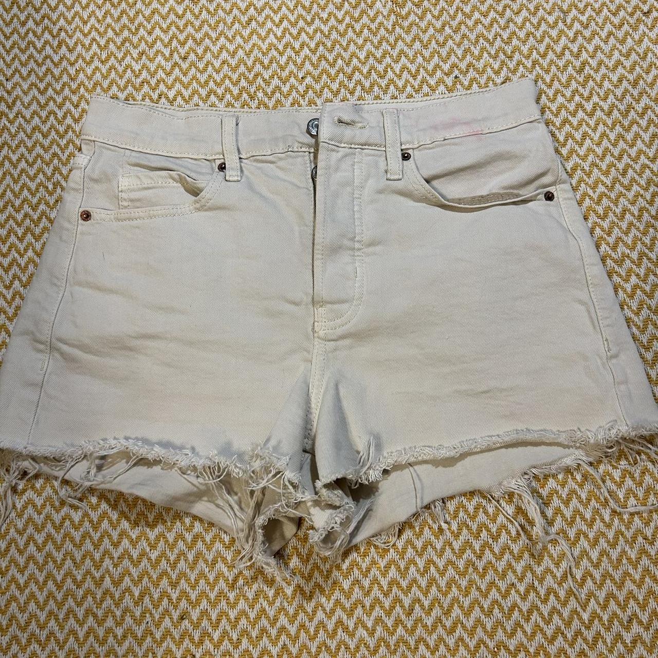 light beige old navy button high rise shorts size... - Depop