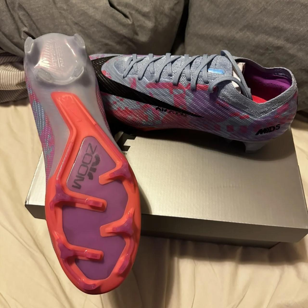 nike dream speed boots