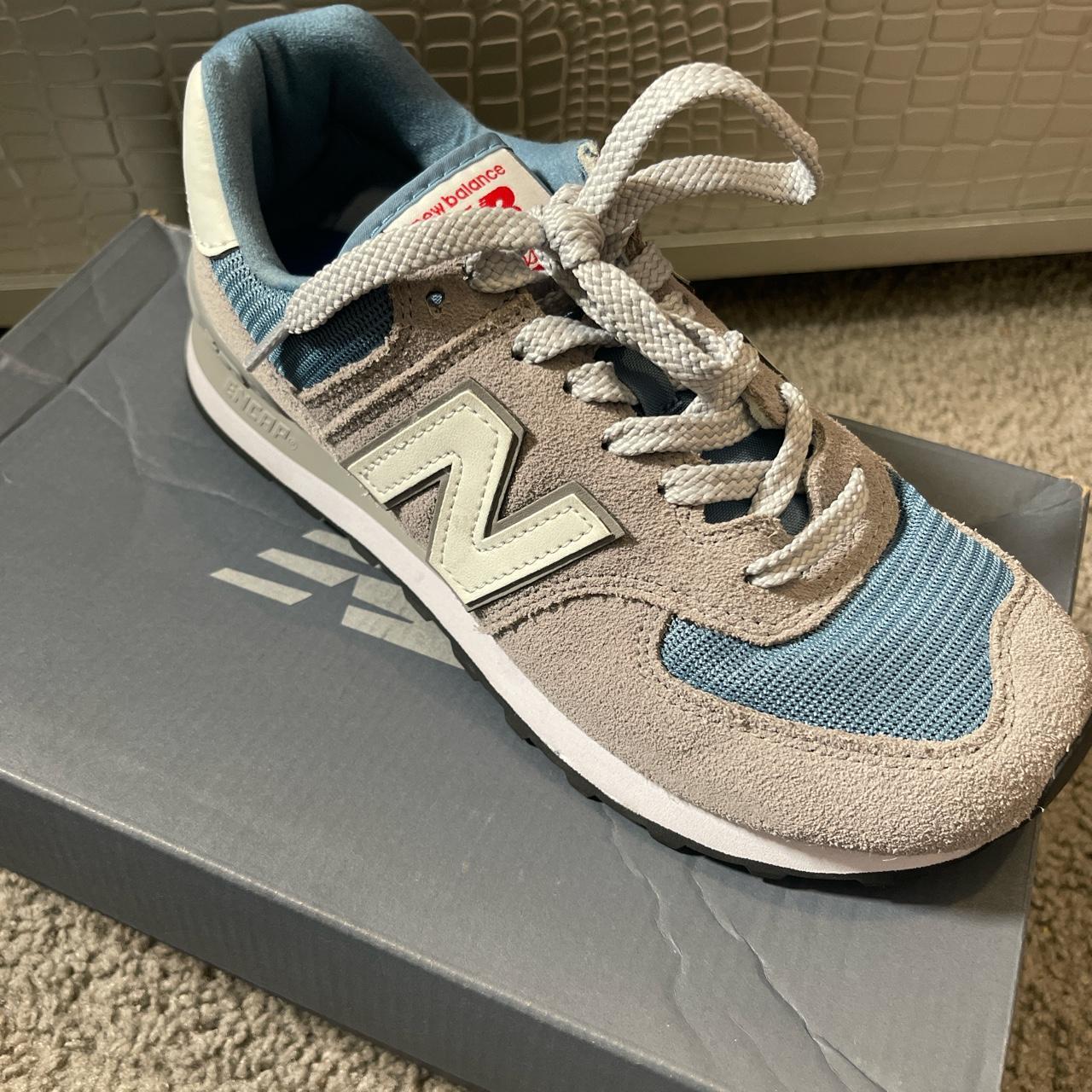 New Balance Women's Grey and Blue Trainers