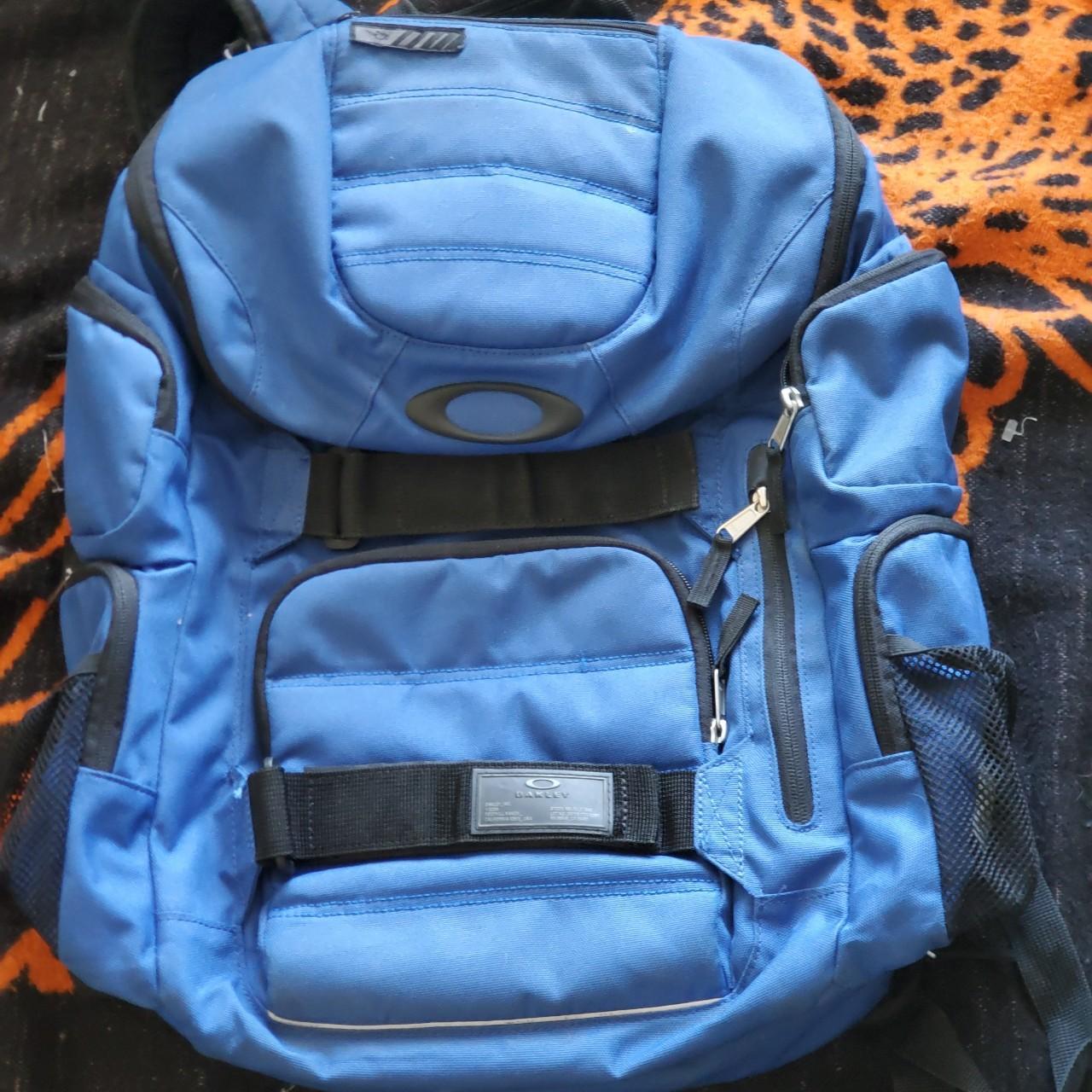 Oakley Backpack Oakley Enduro 30L Good Condition 👍... Depop
