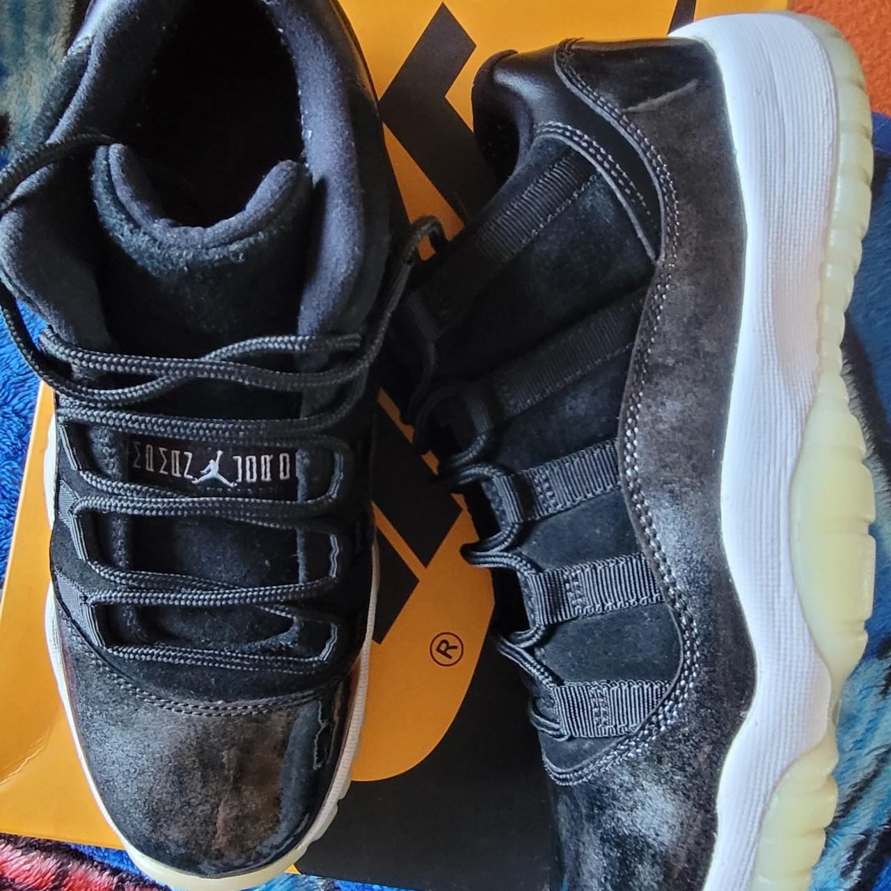 jordan 11 low size 7y