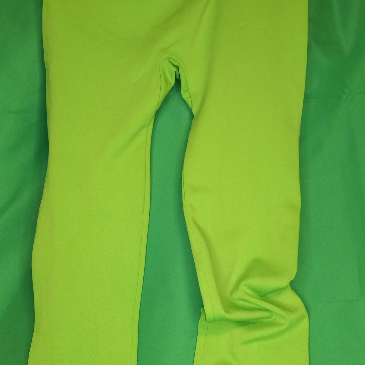 Women's Black and Green Leggings Depop