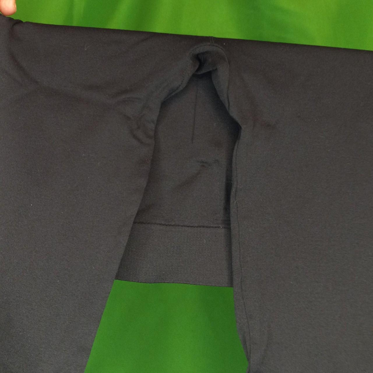 Women's Black and Green Leggings Depop