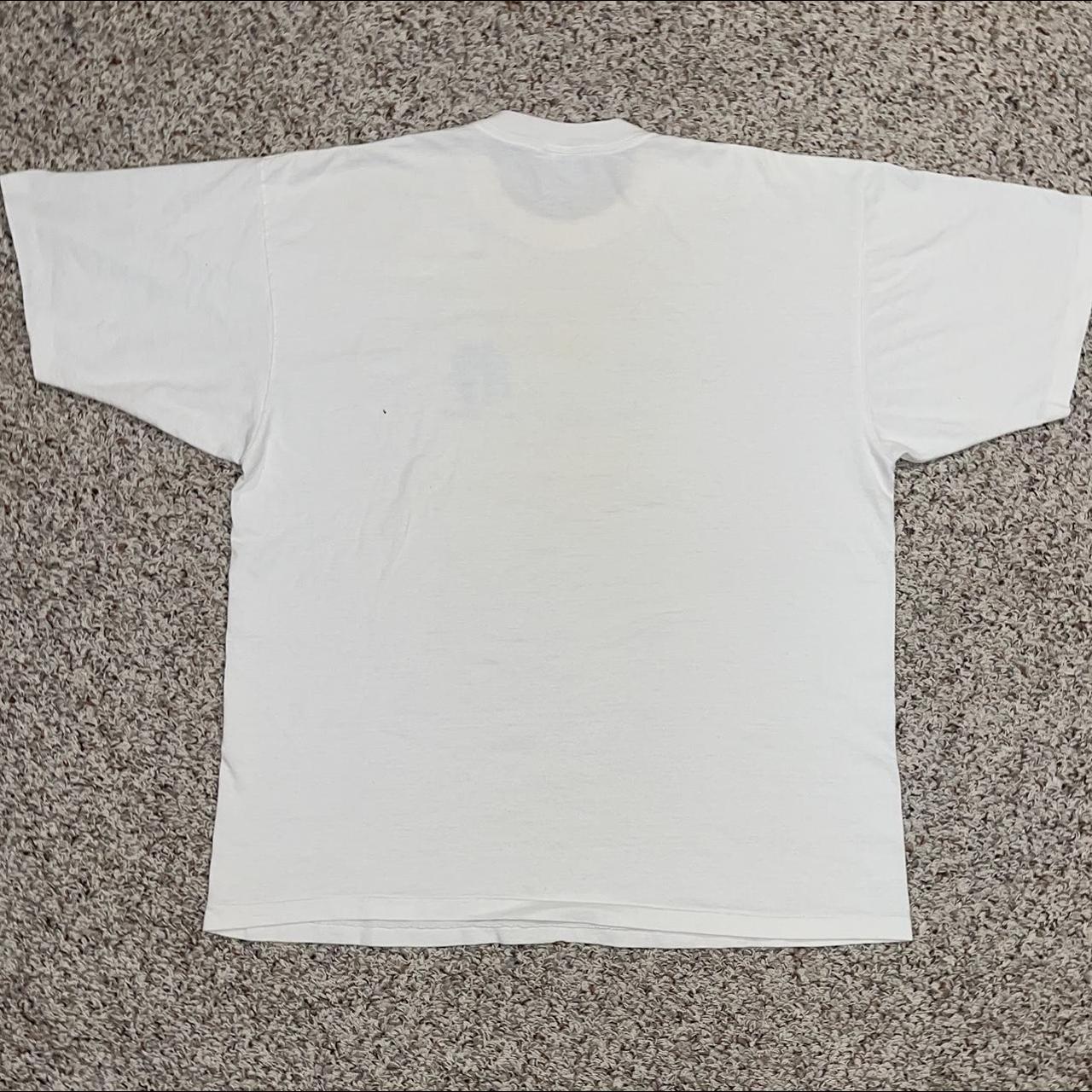 Gildan Men's White T-shirt (2)