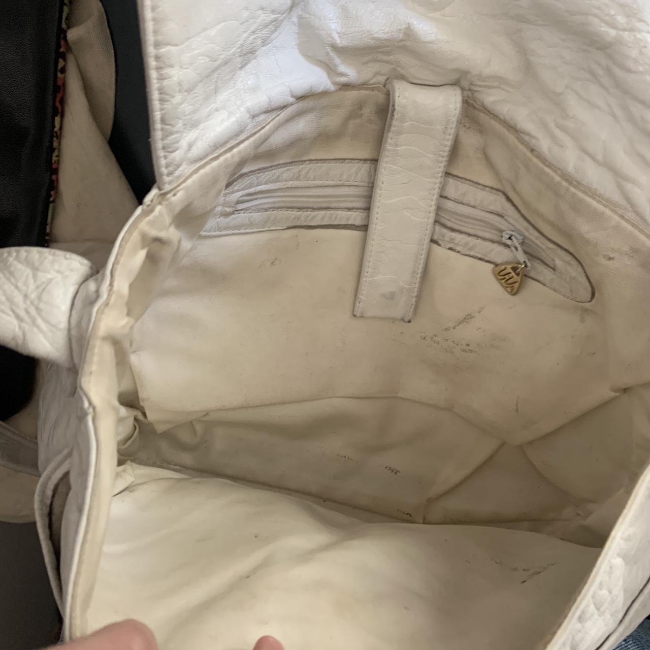 White leather messenger bag 🦢 Vintage genuine... Depop