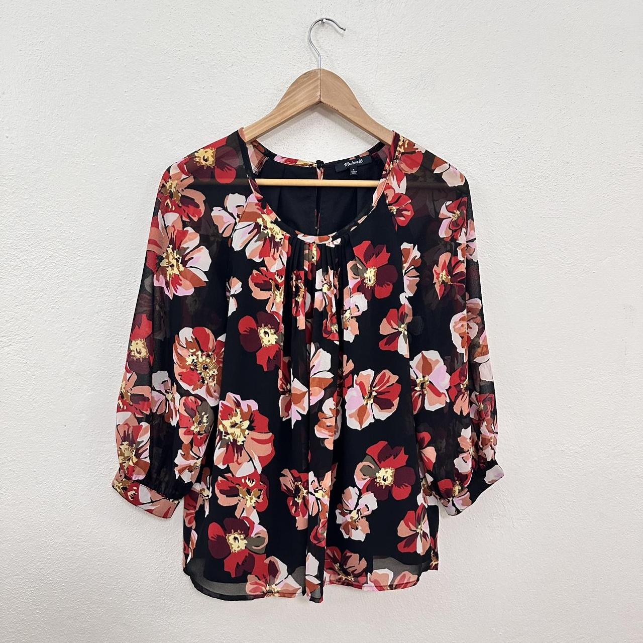 item listed by ecposhgirl