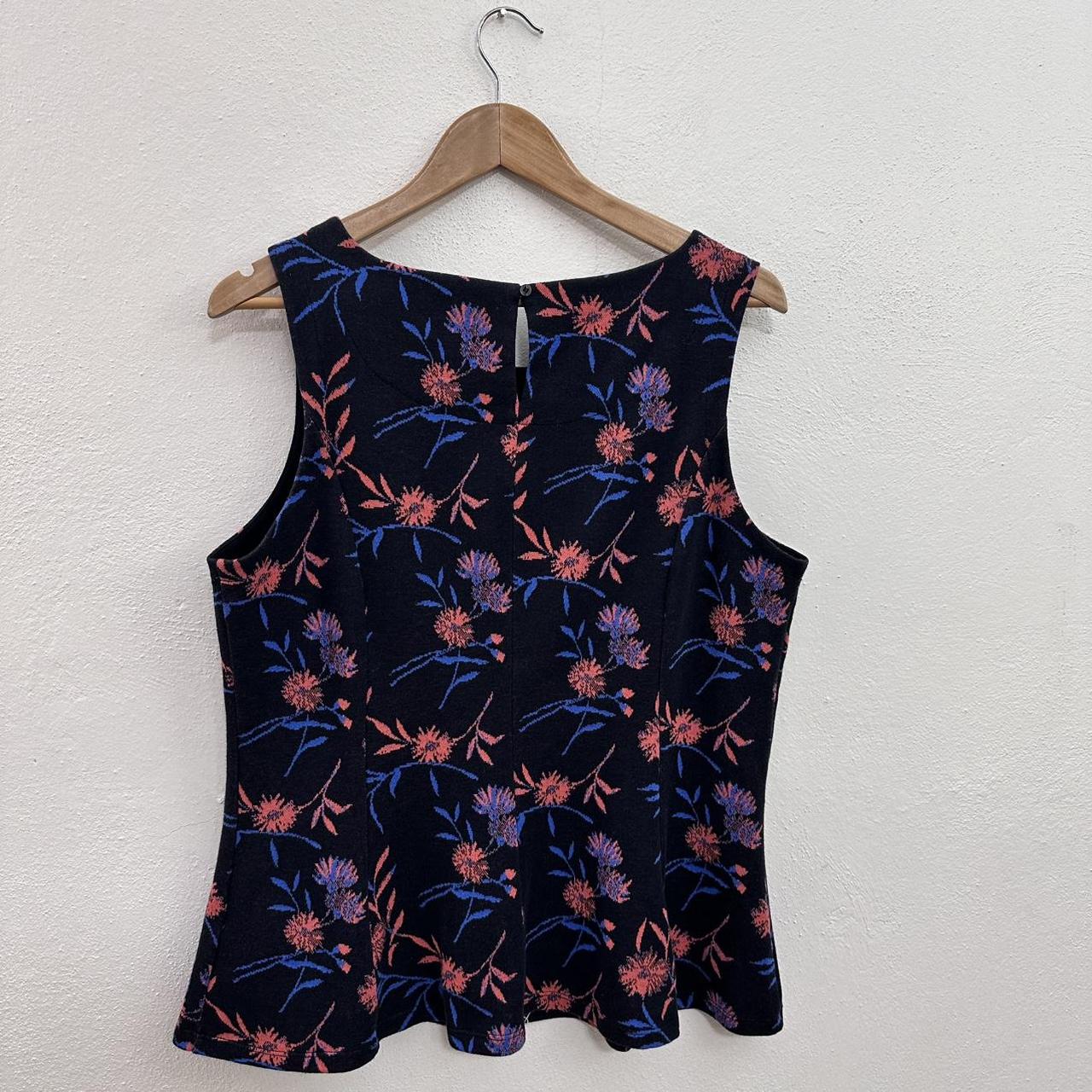 item listed by ecposhgirl