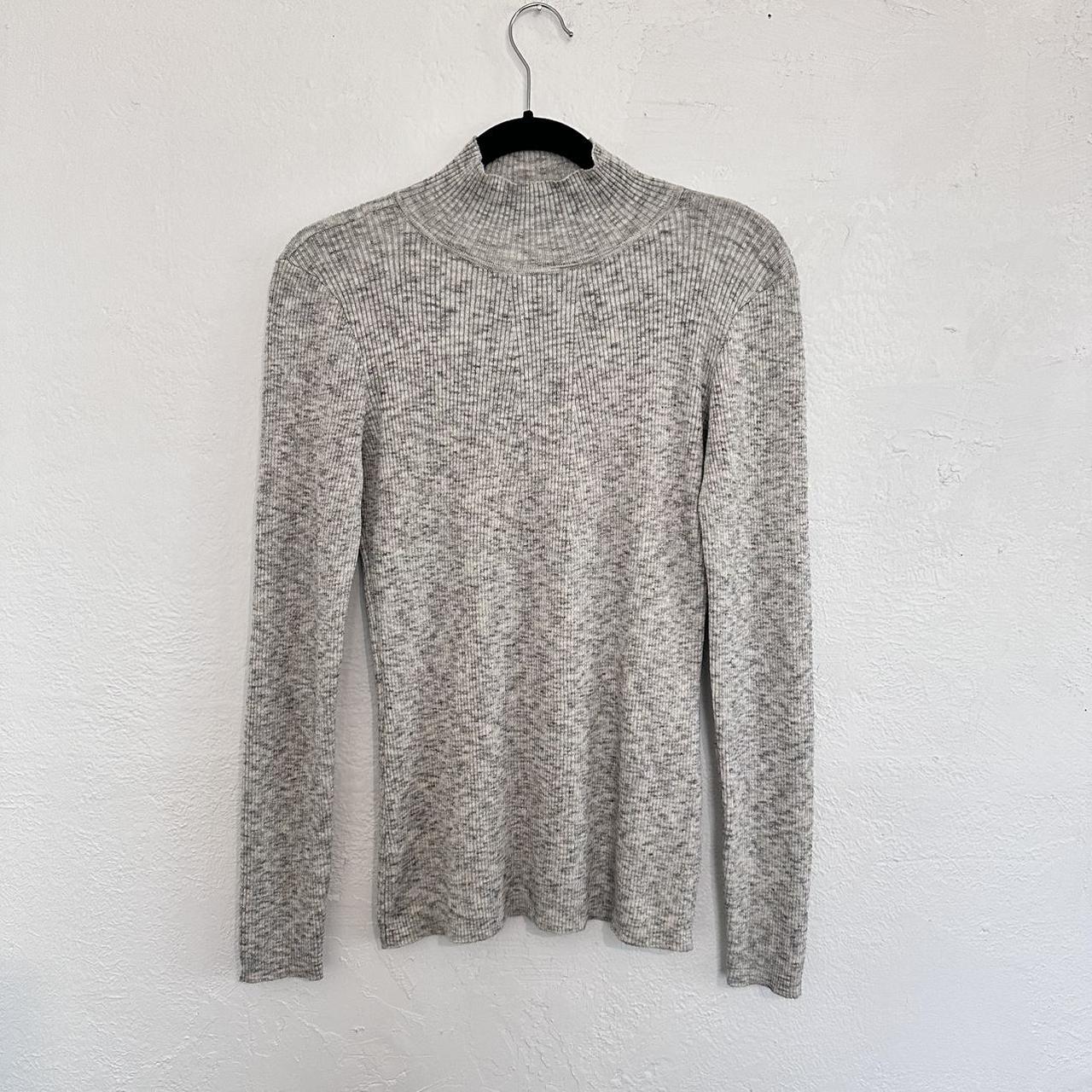 item listed by ecposhgirl