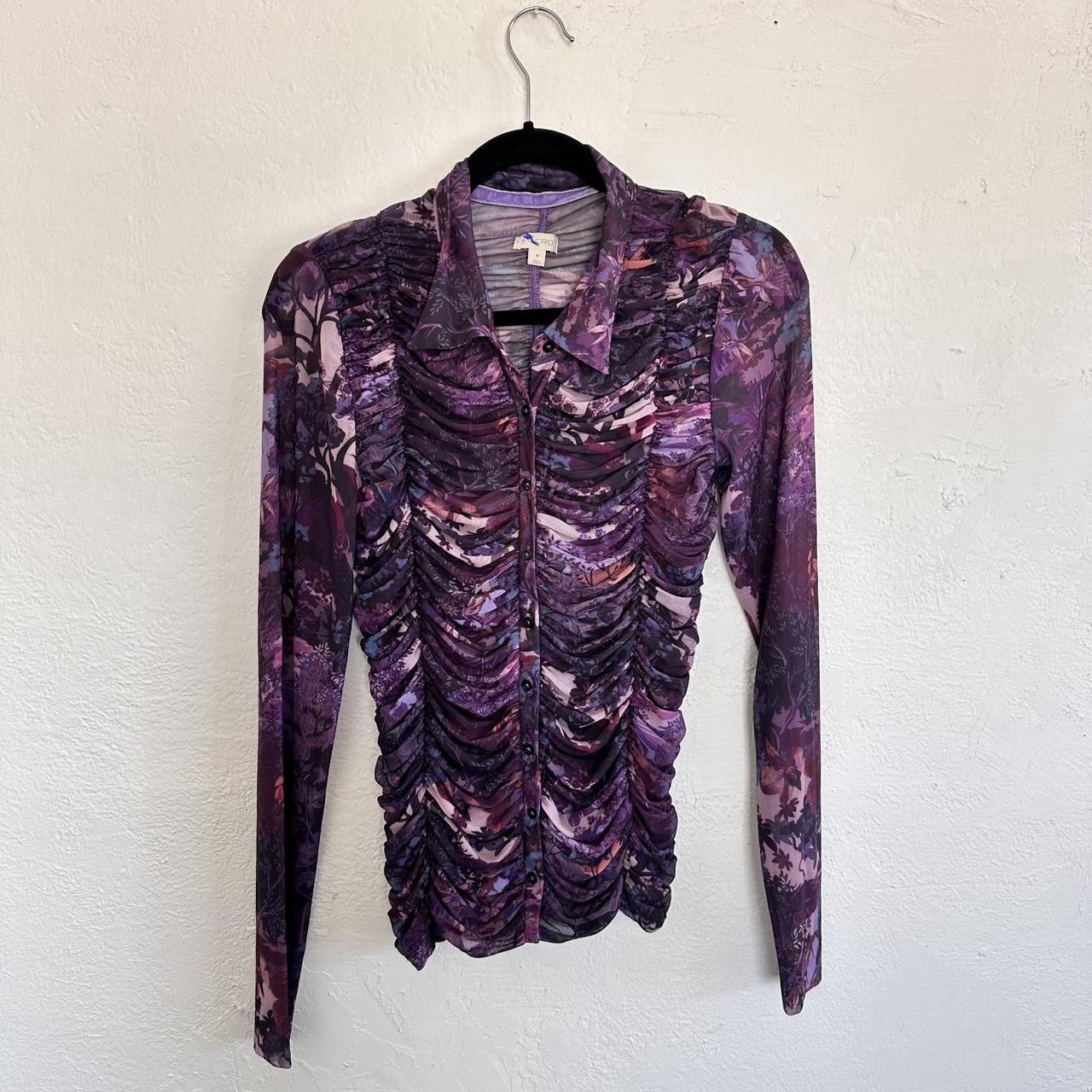 item listed by ecposhgirl