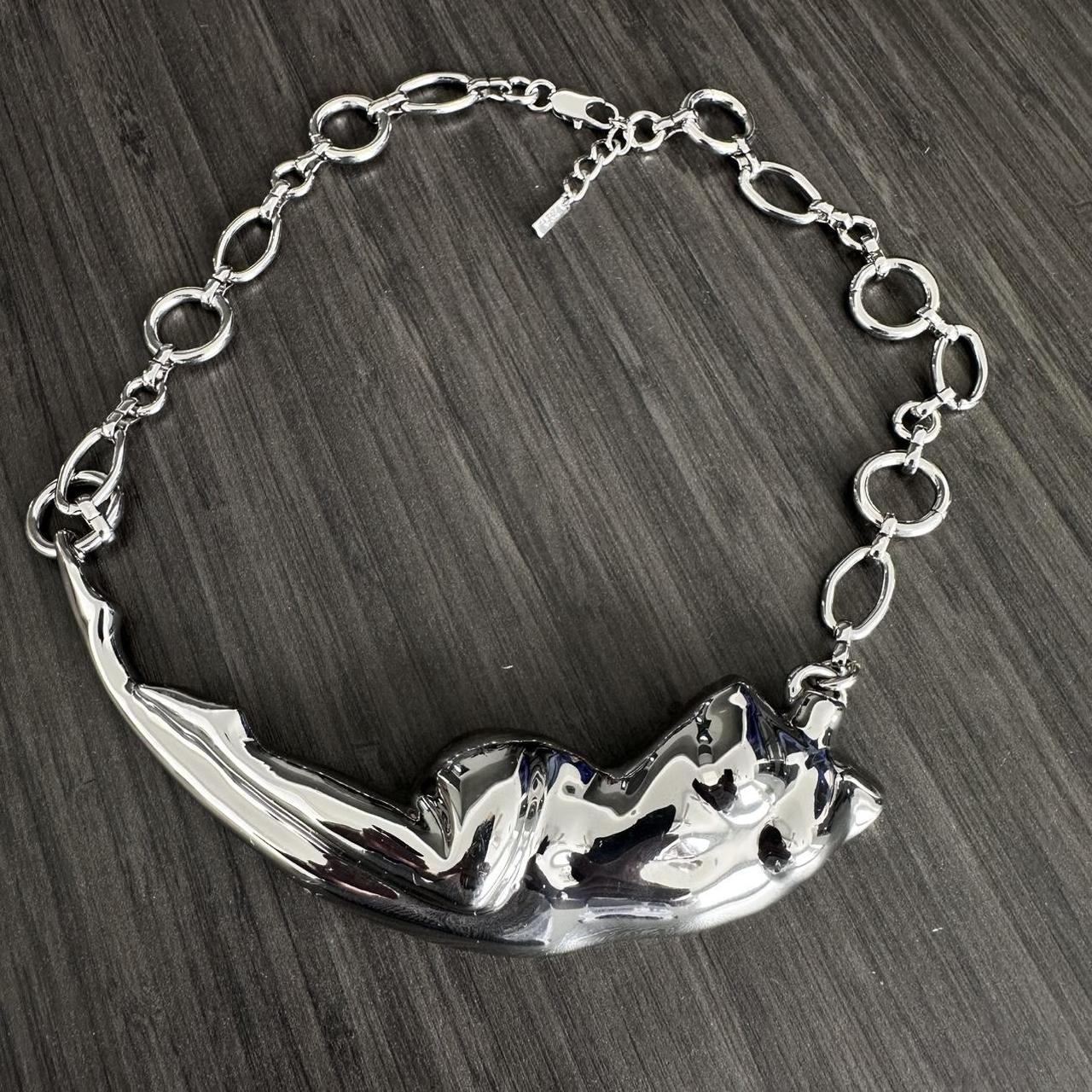 item listed by ecposhgirl