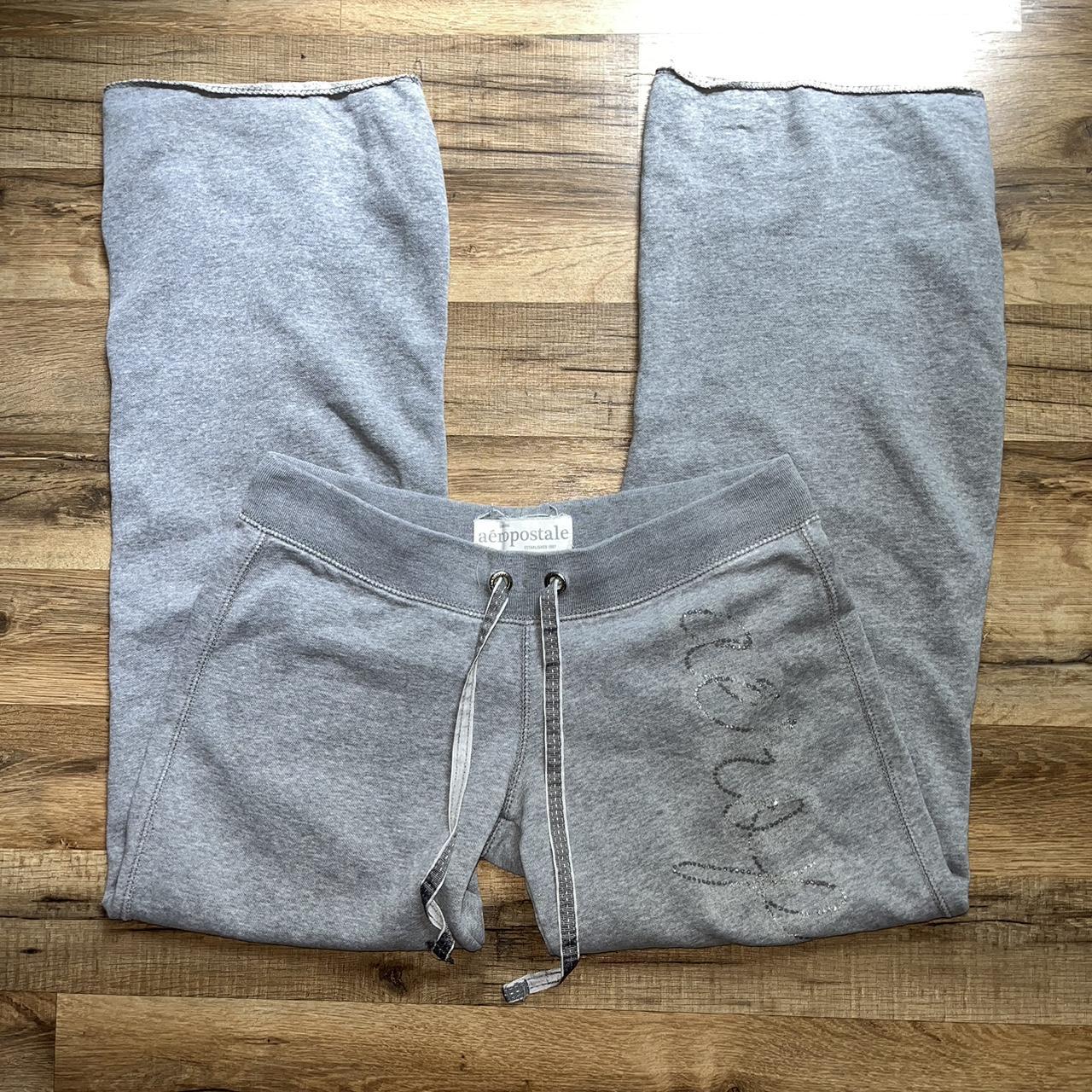 Aeropostale Women's Grey Joggers-tracksuits 