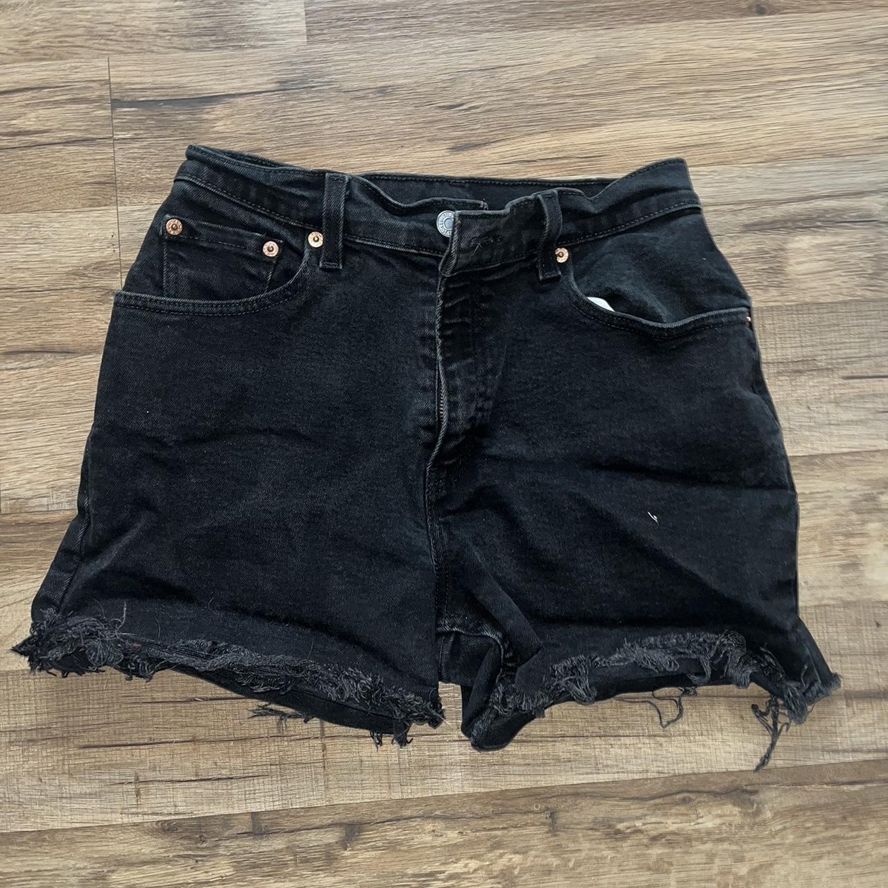 Vintage Levi’s Black Denim Shorts PLEASE... - Depop