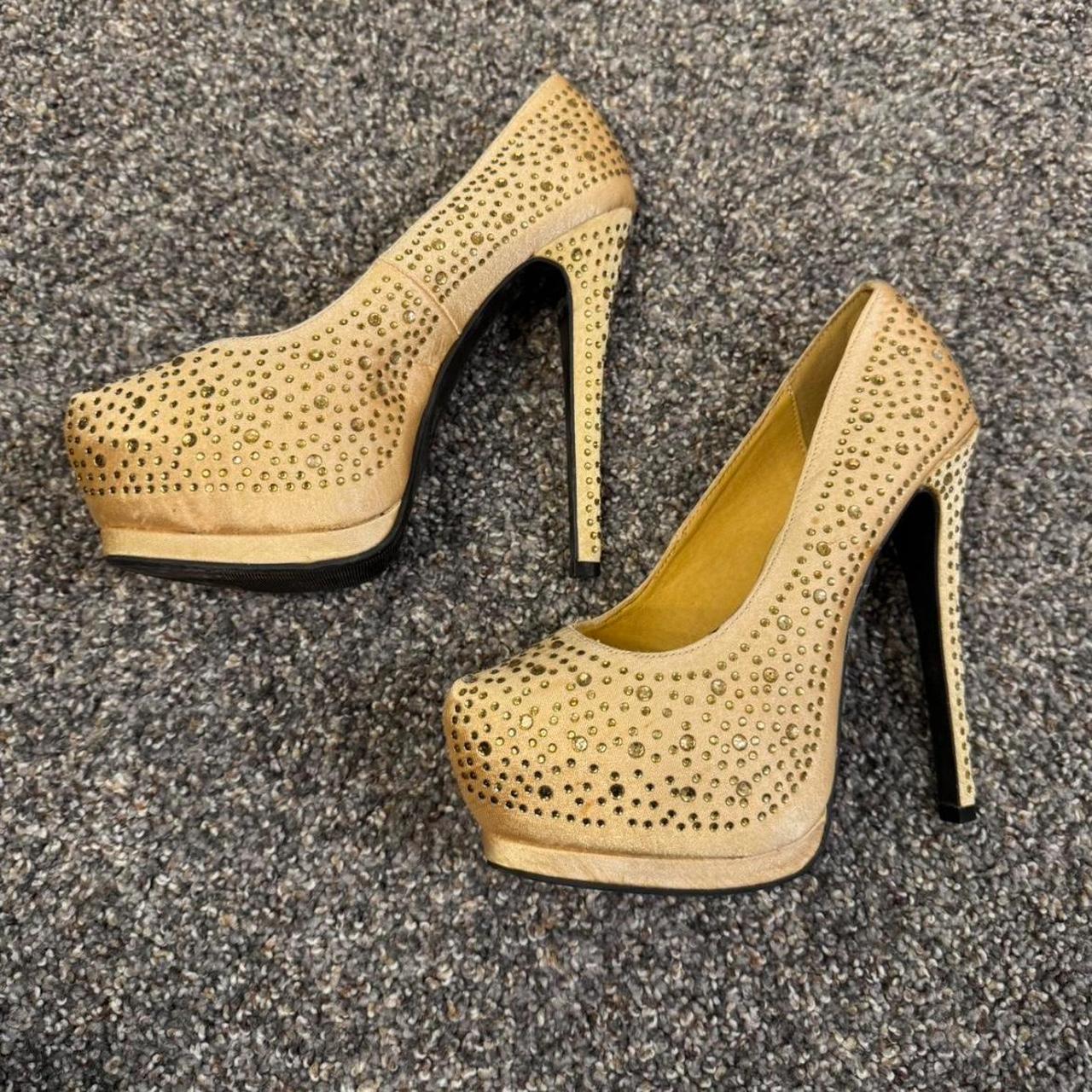 item listed by thrifty_girl44