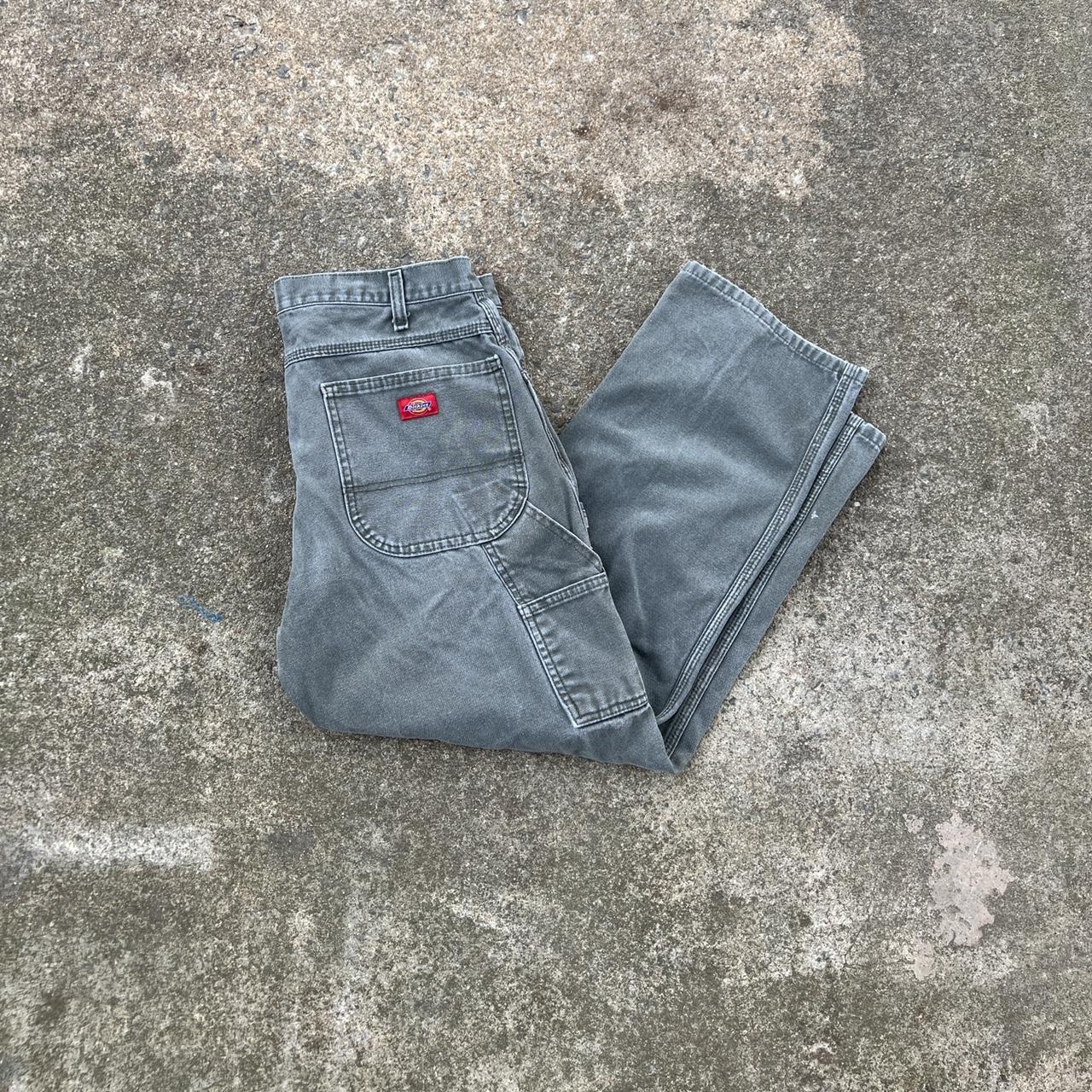 Dickey’s carpenter pants Flaws shown 34/30 - Depop