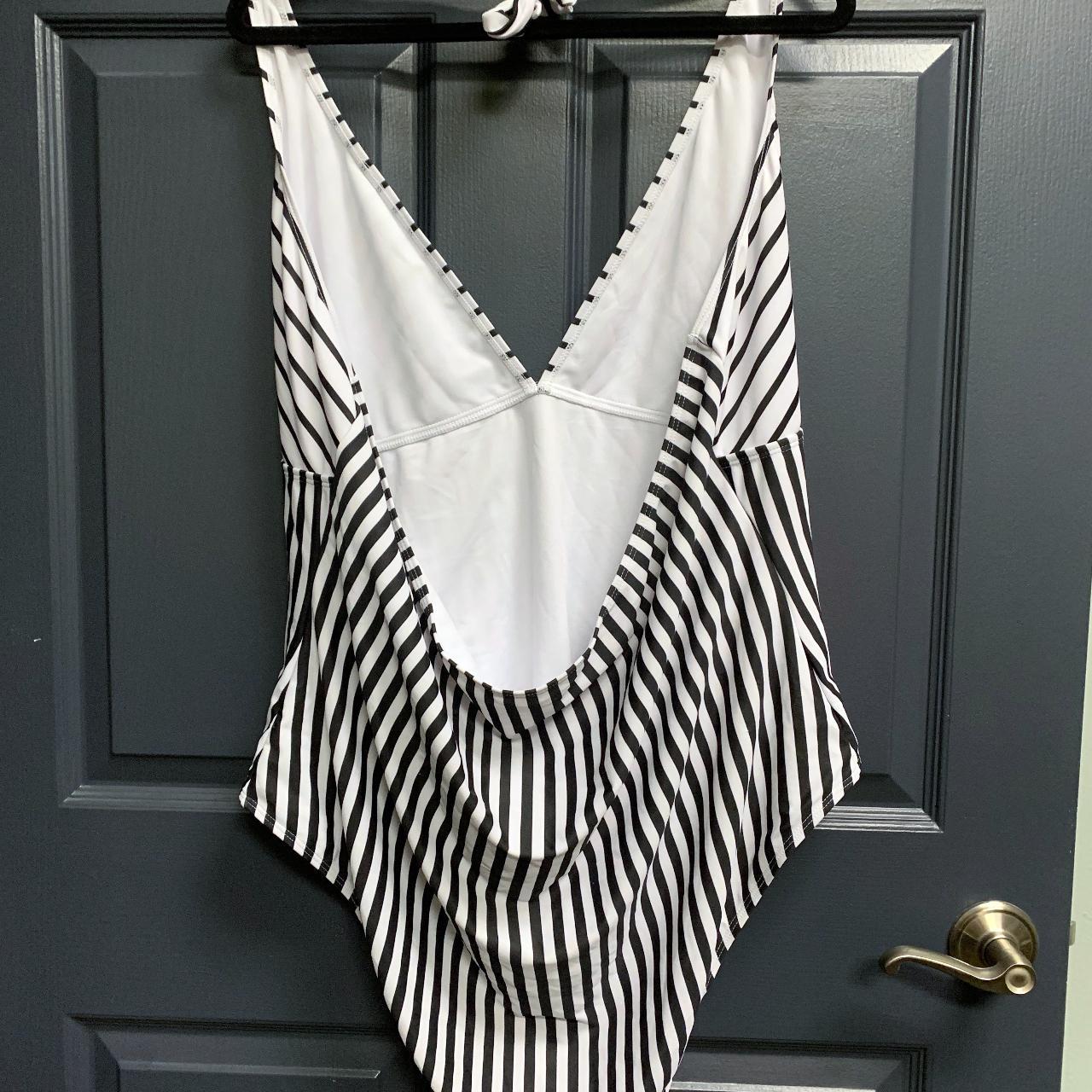 Boohoo Women's Black and White Swimsuitonepiece Depop