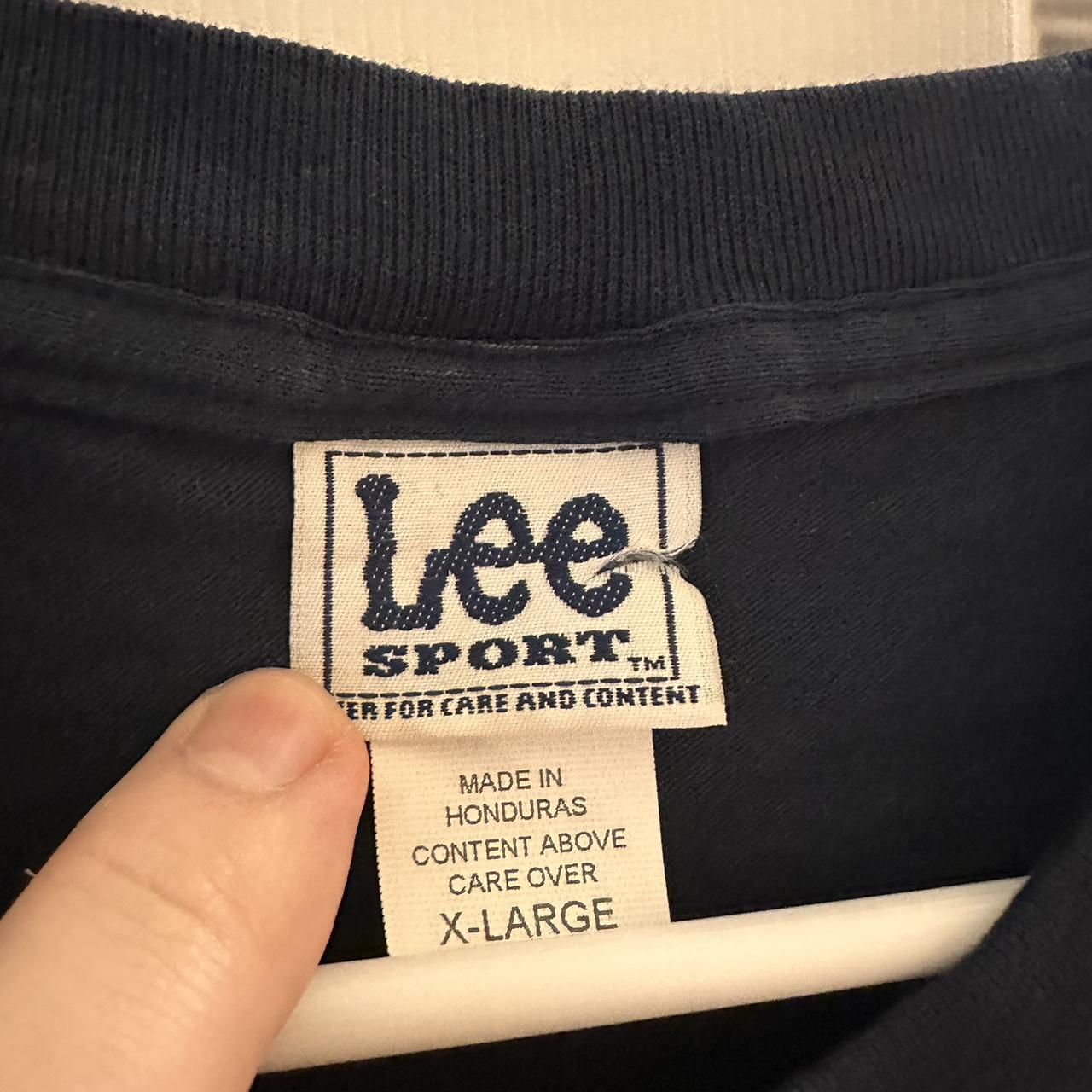 XXL 2001 Lee Sport Yankees AL East Champions t-shirt - Depop