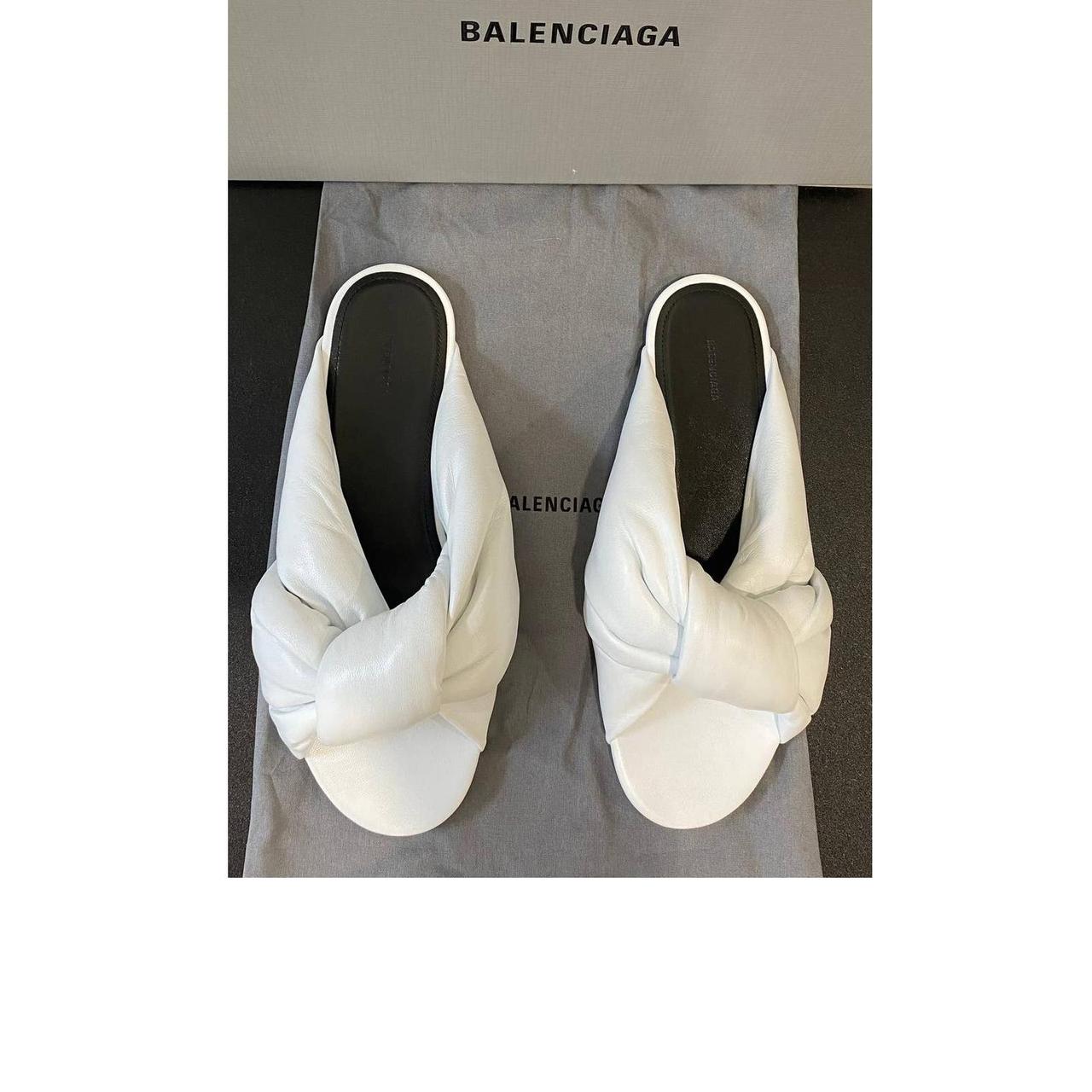 Balenciaga sales white slippers