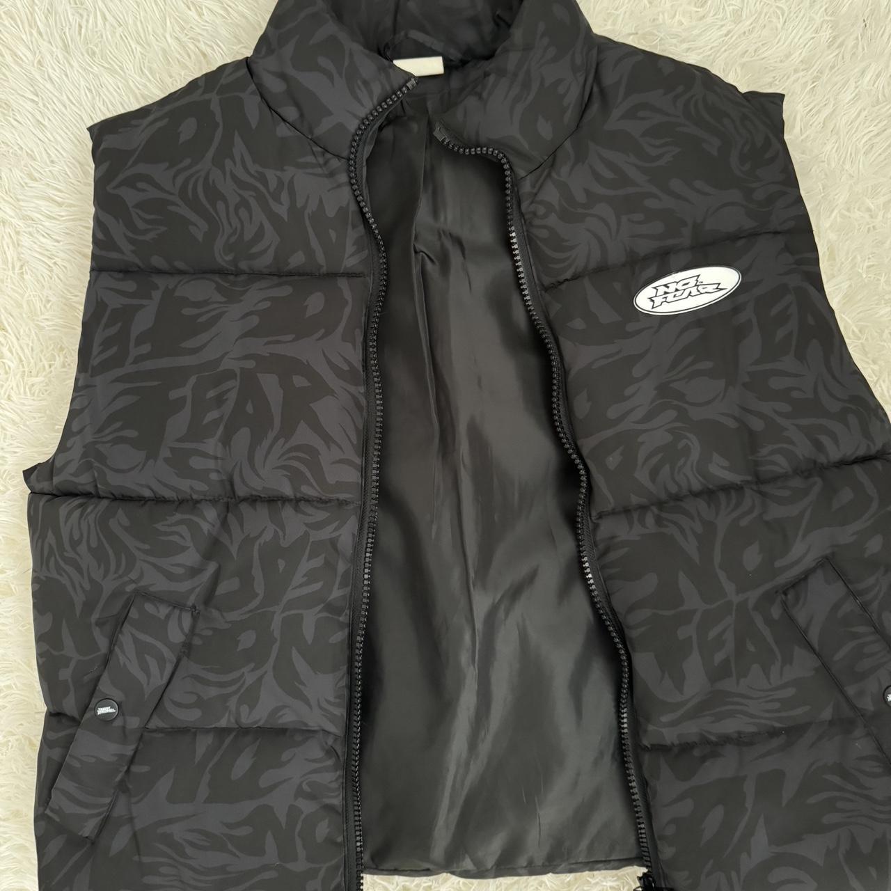 out of store limited edition H&M black puffer vest Depop
