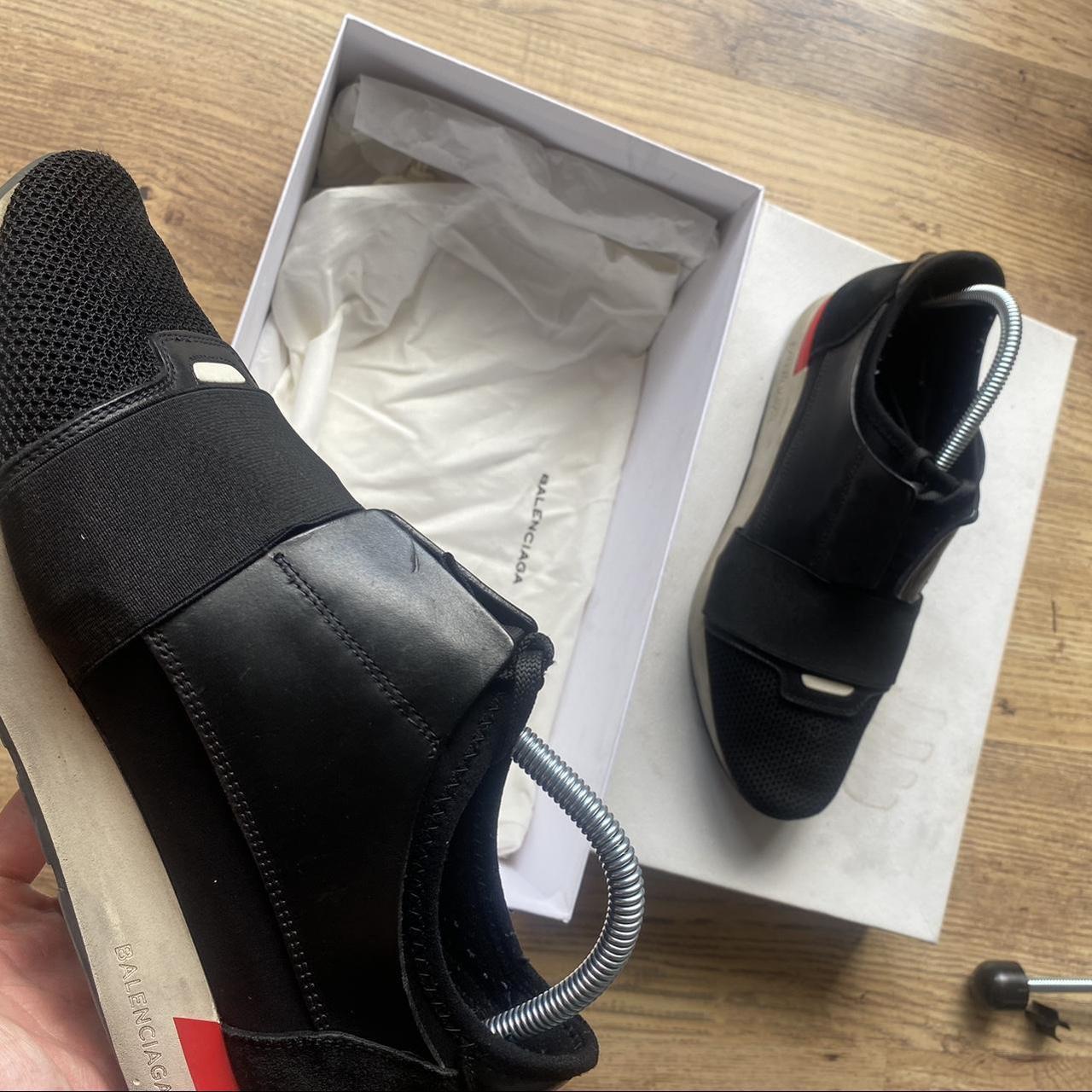 balenciaga race runner triple black