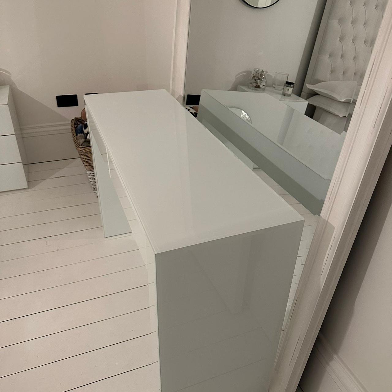 The white company dressing table console. Great
