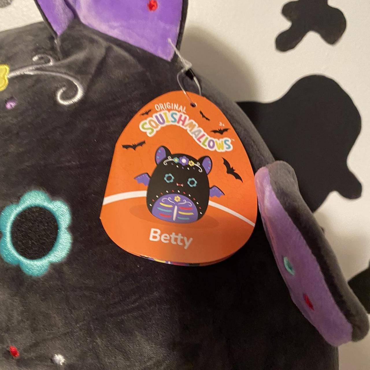 DOTD Betty Squishmallow top