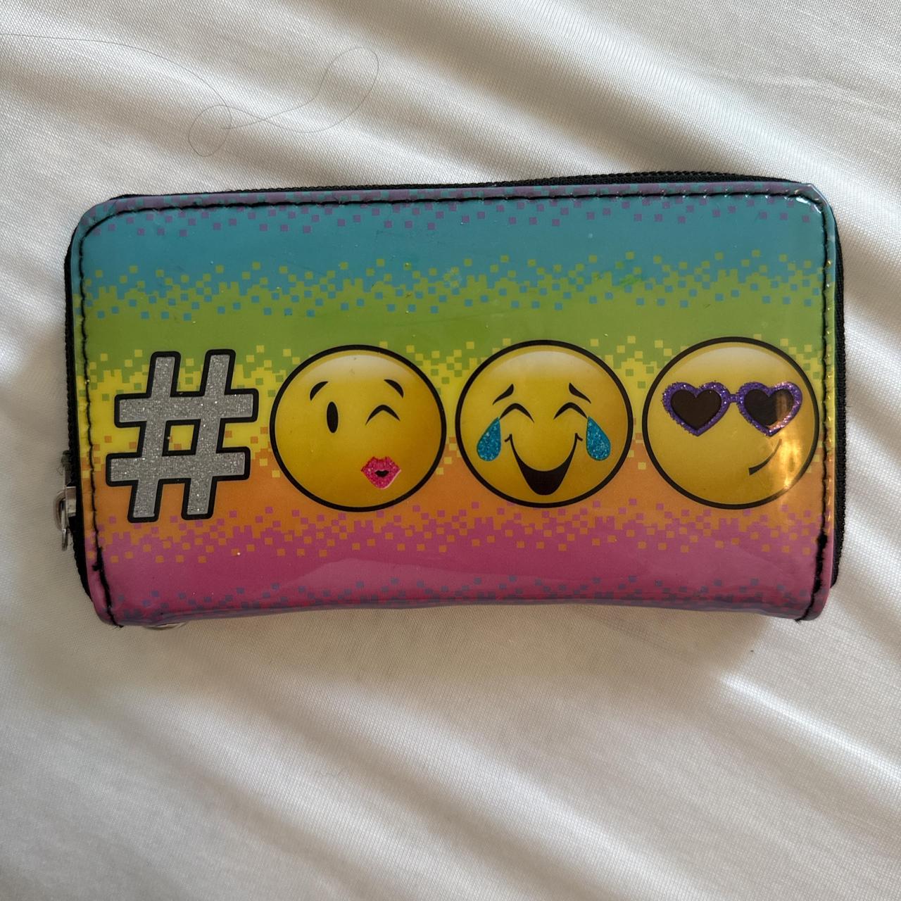 item listed by its_bella1101