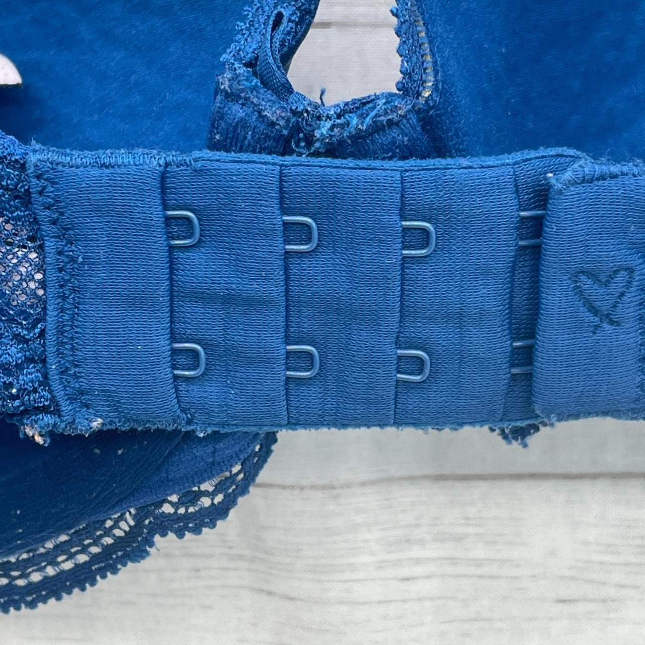 victoria's secret bra 32DDD fur straps SELLING FOR - Depop