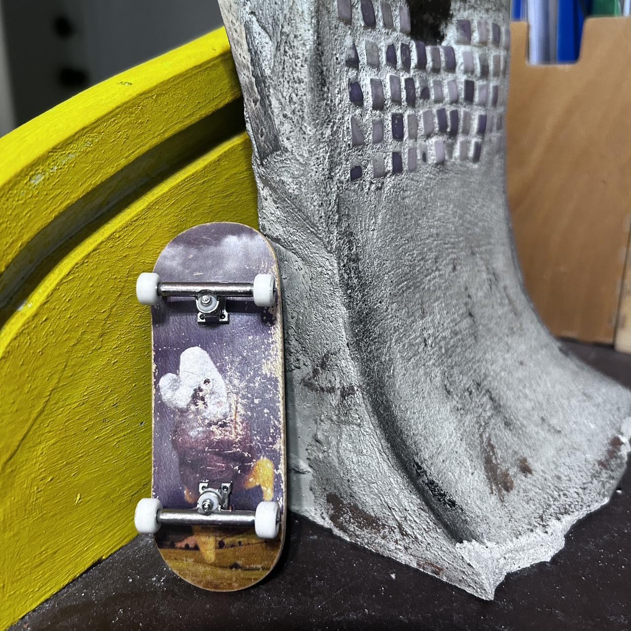 catfish bbq 34 freshwater fingerboard comes with a... Depop