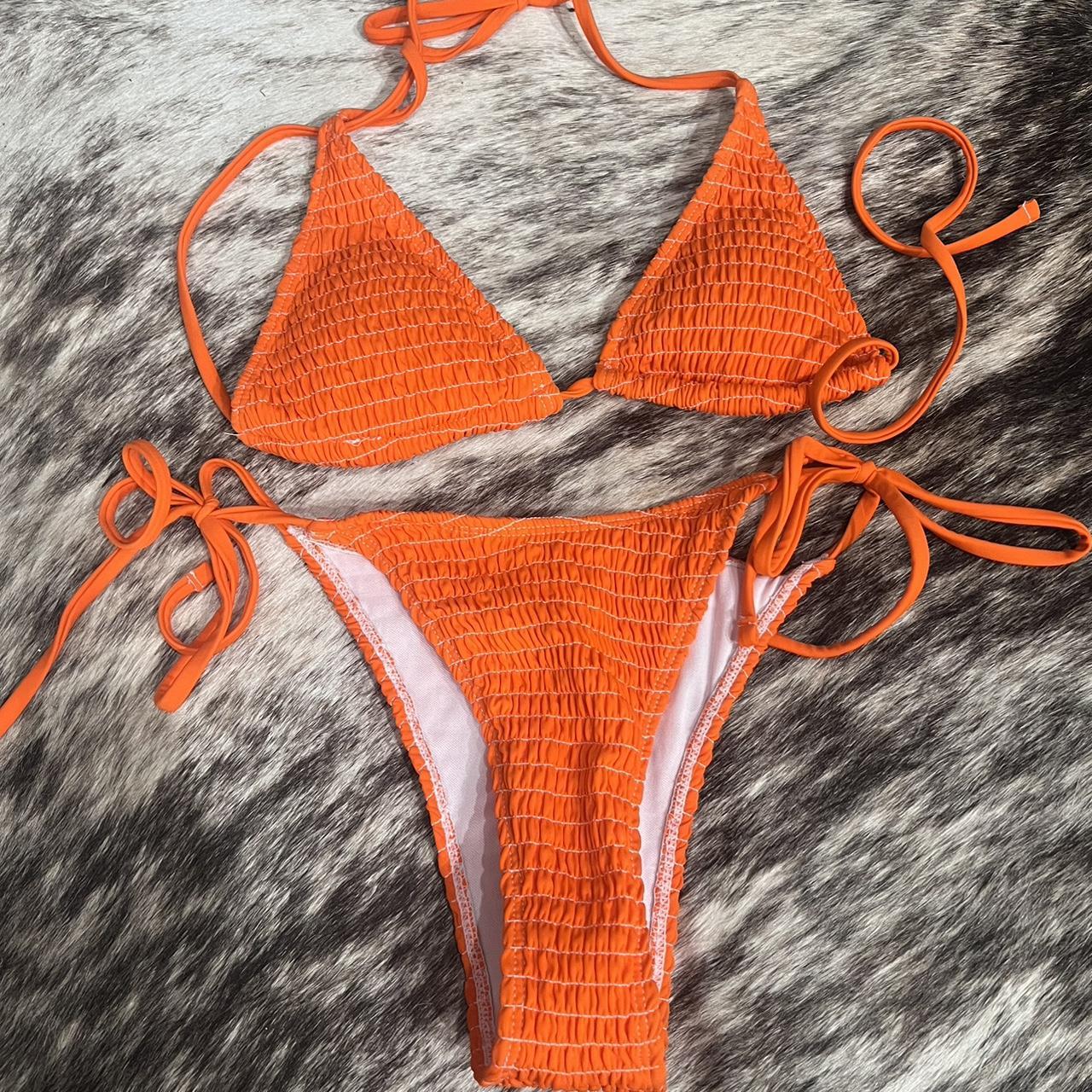 Women's Bikinis-and-tankini-sets | Depop