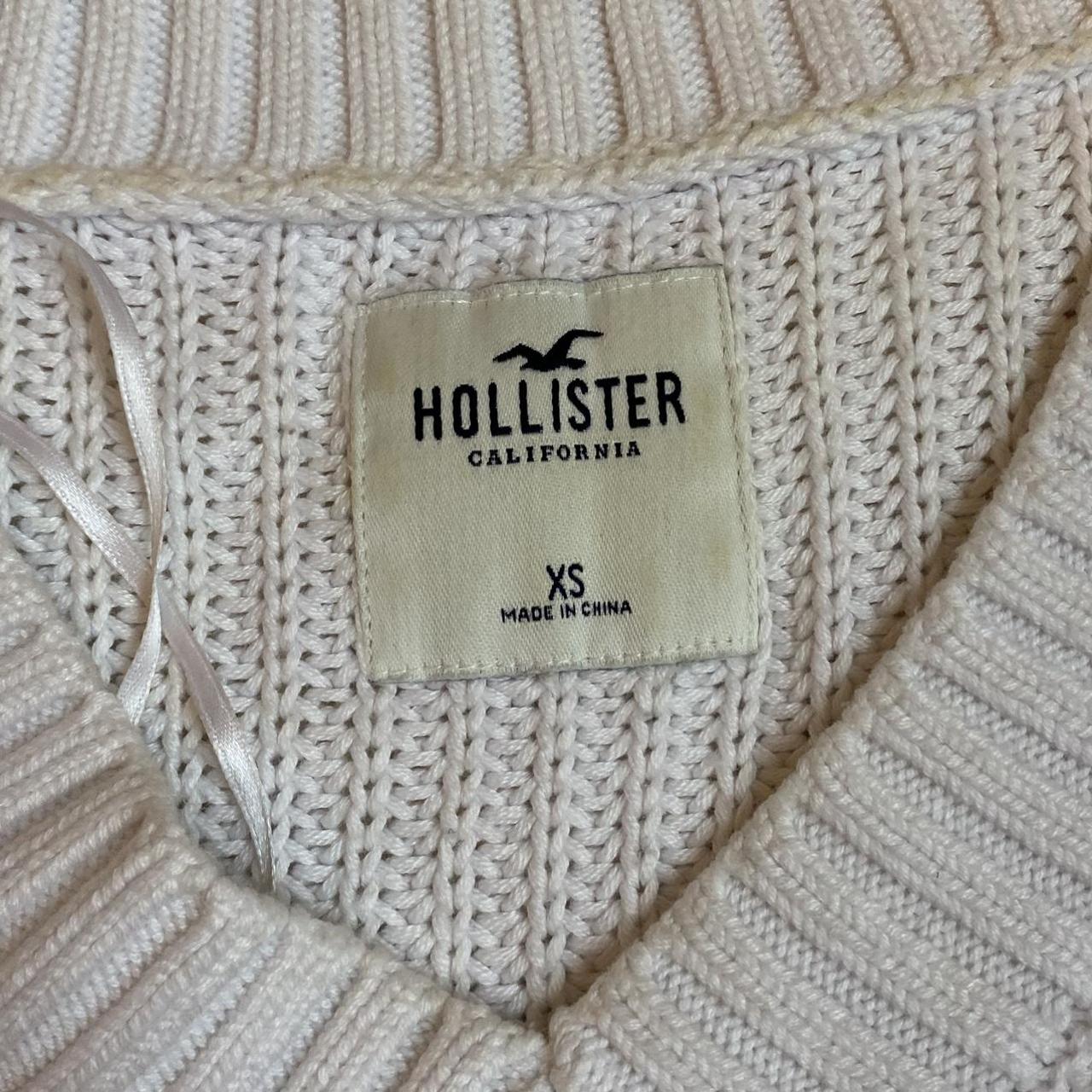 Hollister chunky knit white jumper Size XS... - Depop