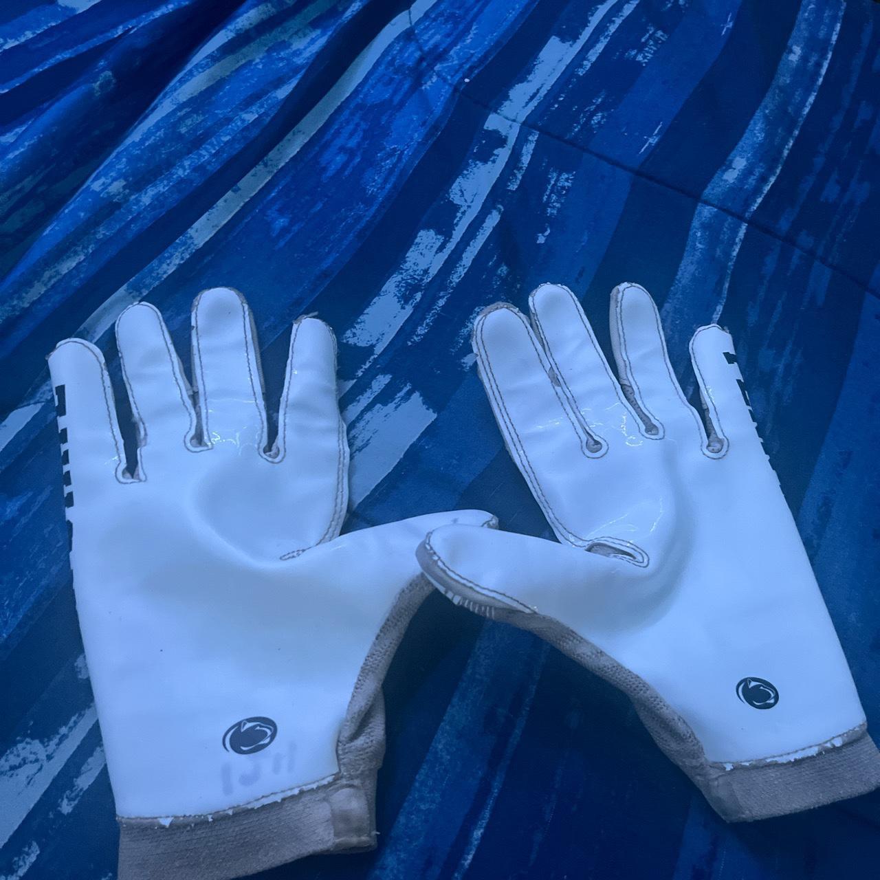 Supreme Nike vapor jet football gloves, size S Brand - Depop