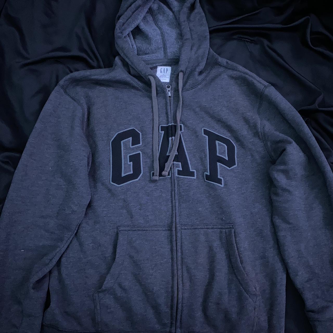 Gap Men's Grey Hoodie | Depop