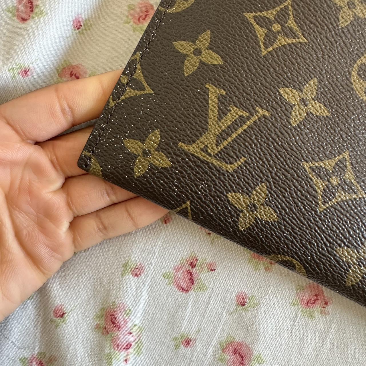 Louis Vuitton Women's Bag (2)