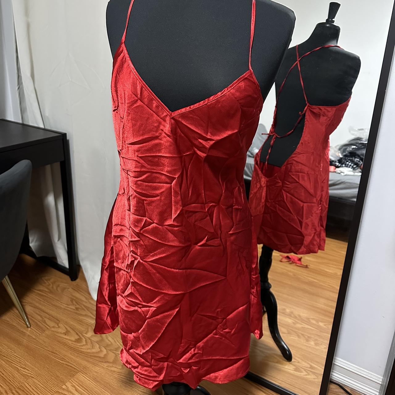 Red sleeping hot sale gown