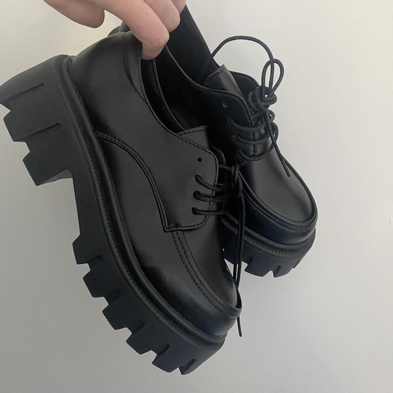 plain black loafers women's