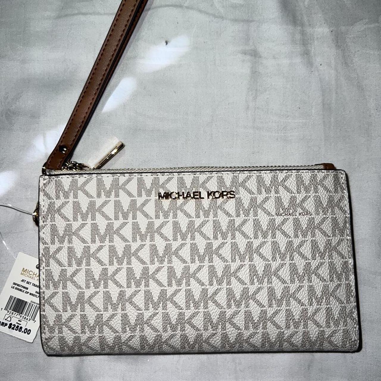 Michael kors purse on sale with wallet attached