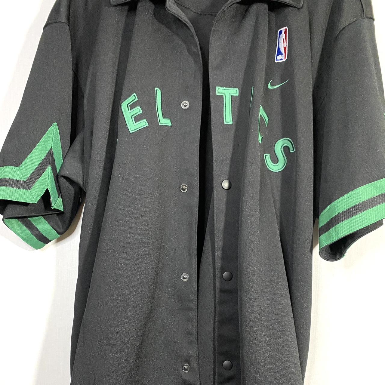 Vintage Nike Boston Celtics Hoodie Size Small - Depop