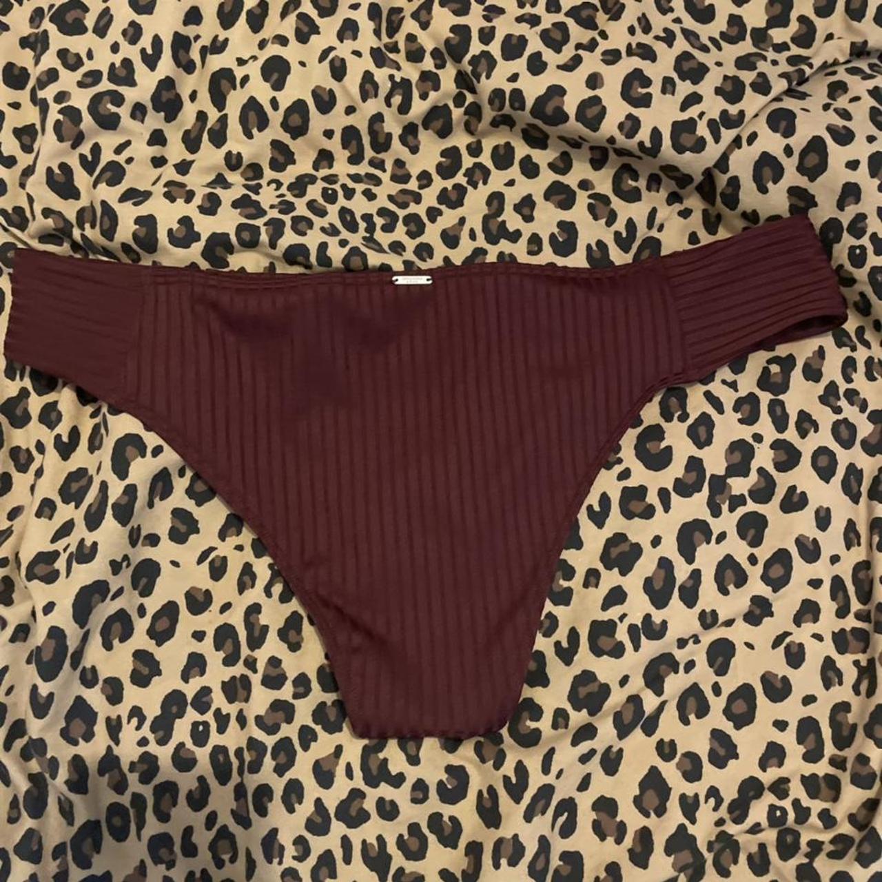 Abercrombie And Fitch Bandeau Bikini Size Xl Top Is Depop 9992