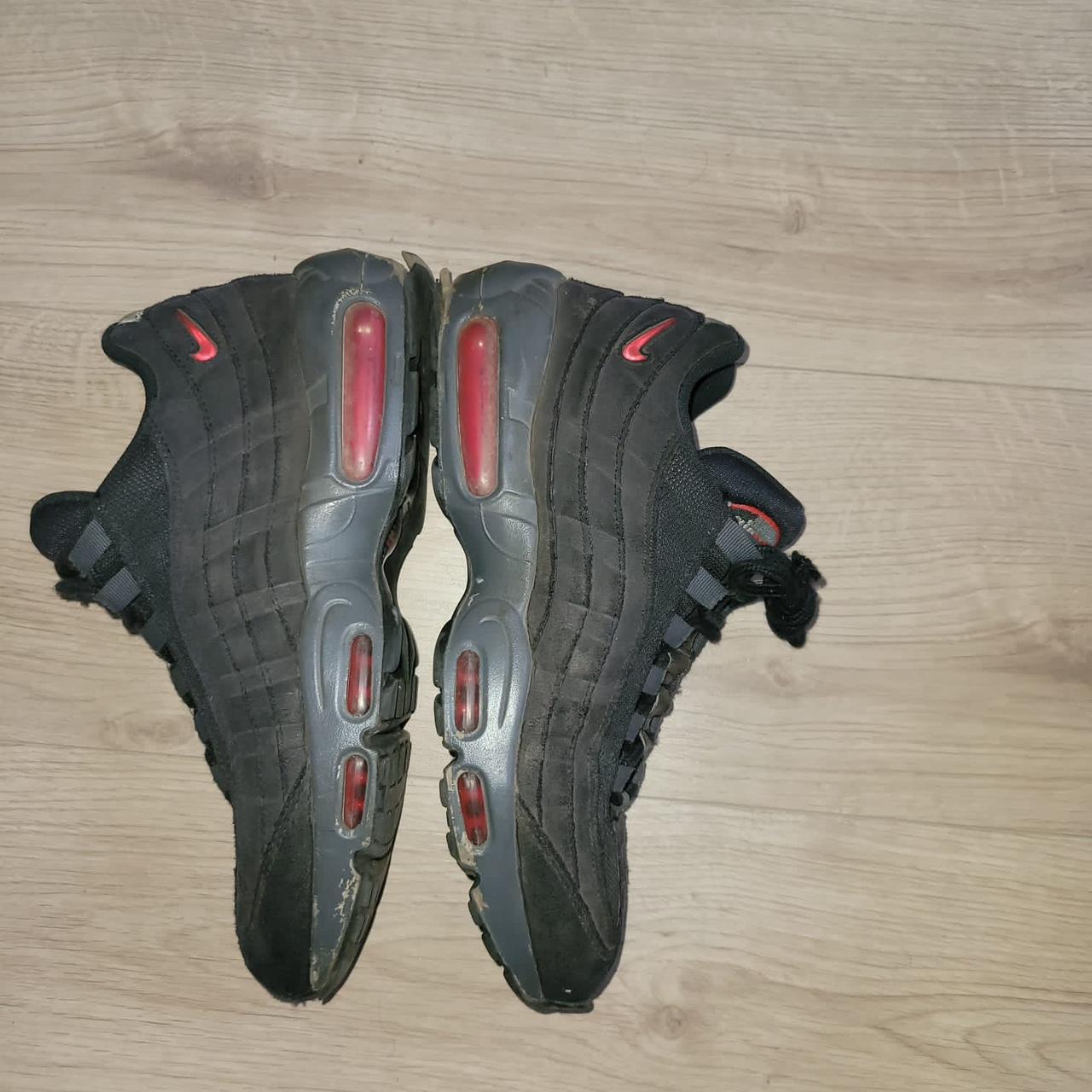 size 6 nike 95s