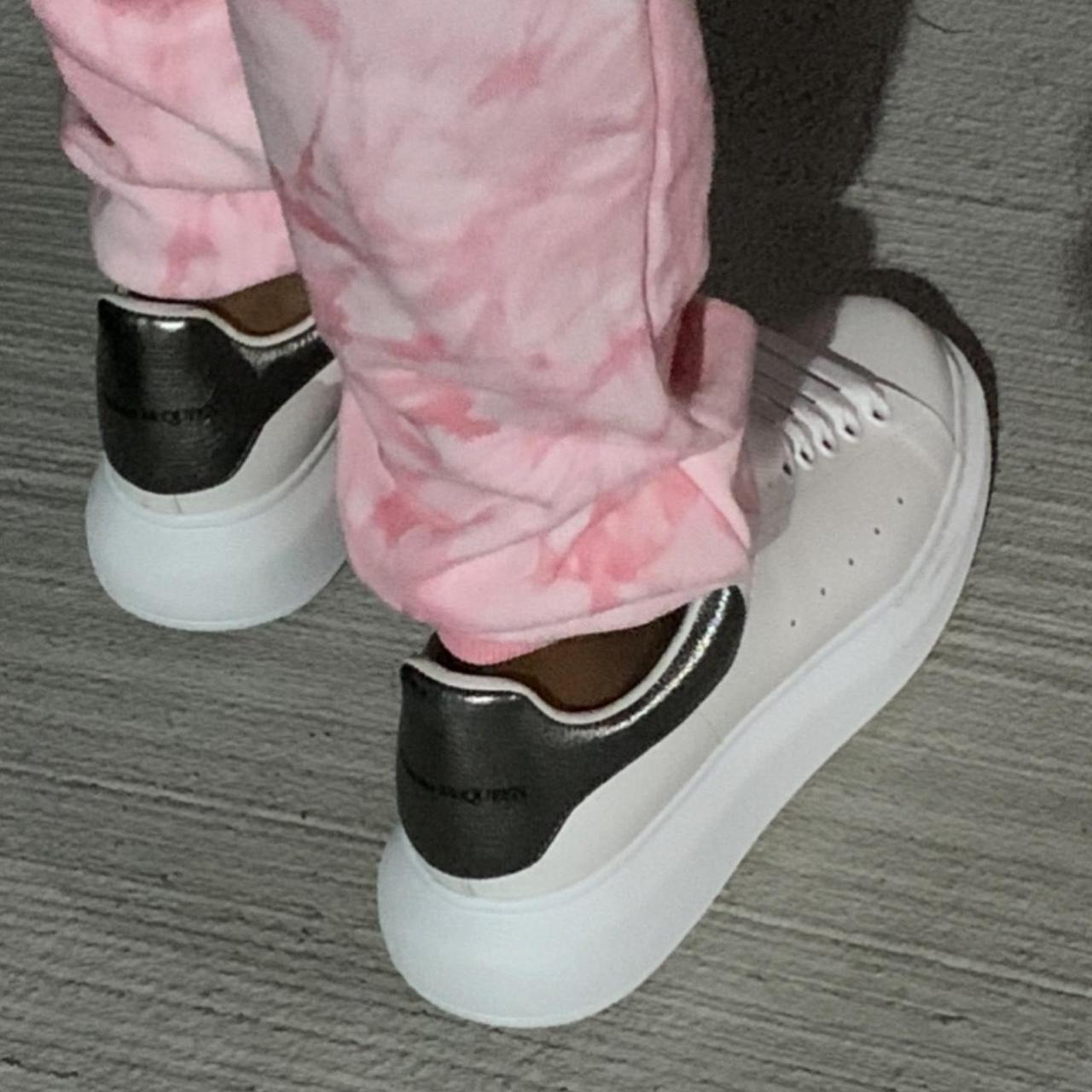 Alexander McQueen Women\'s Pink and White Trainers