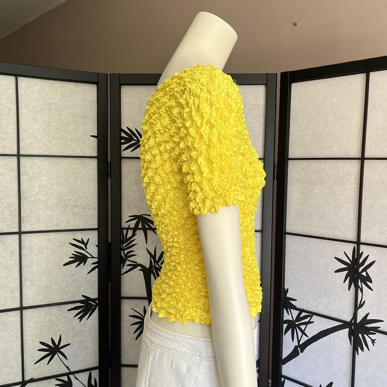 90s popcorn baby tee the coolest bright yellow | Depop 90s popcorn baby tee the coolest bright yellow | Depop