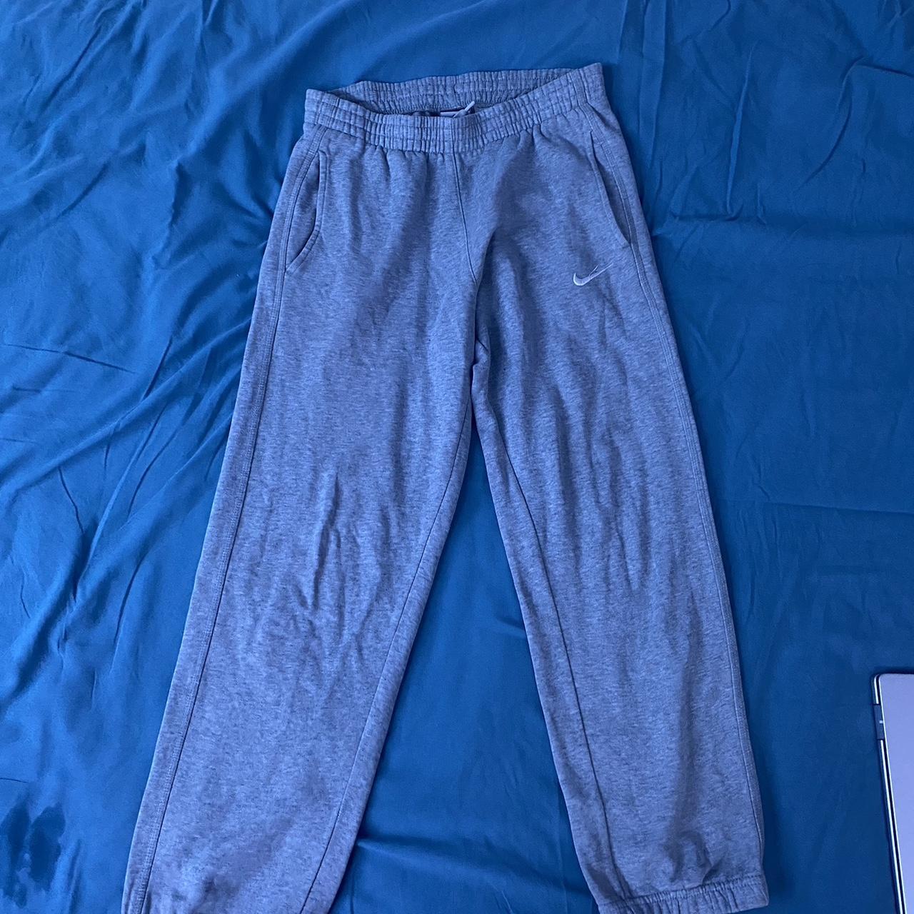 Nike grey joggers - Depop