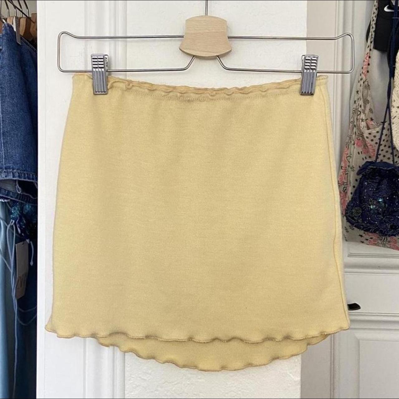 Frankies Bikinis Women S Yellow And Cream Skirt Depop