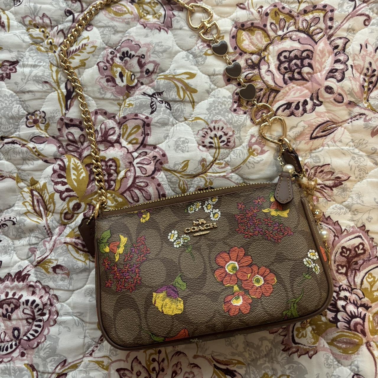 item listed by felicityyg08