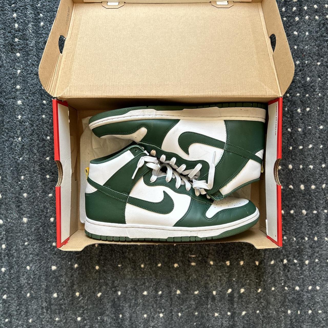 nike dunk high michigan state