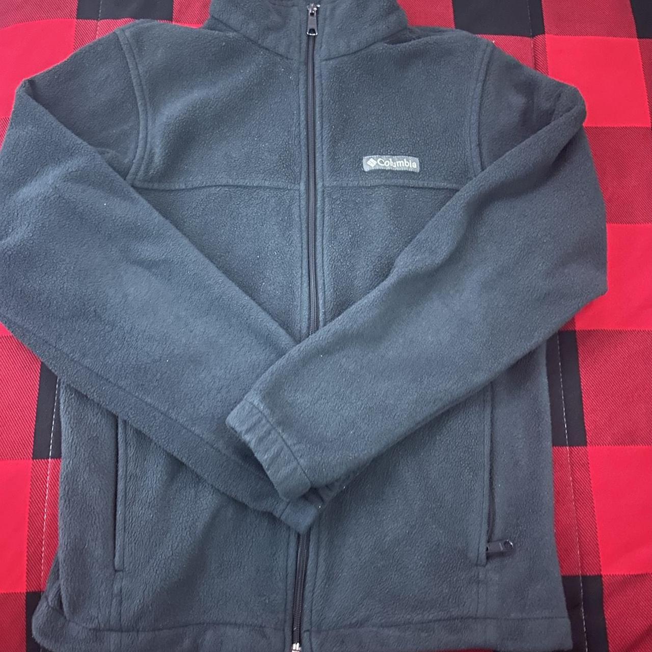 Columbia Sportswear Men's Black Jumper Depop