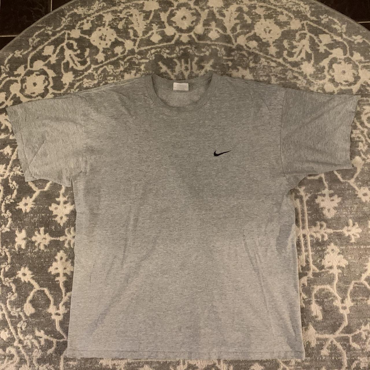 mens dark grey nike t shirt