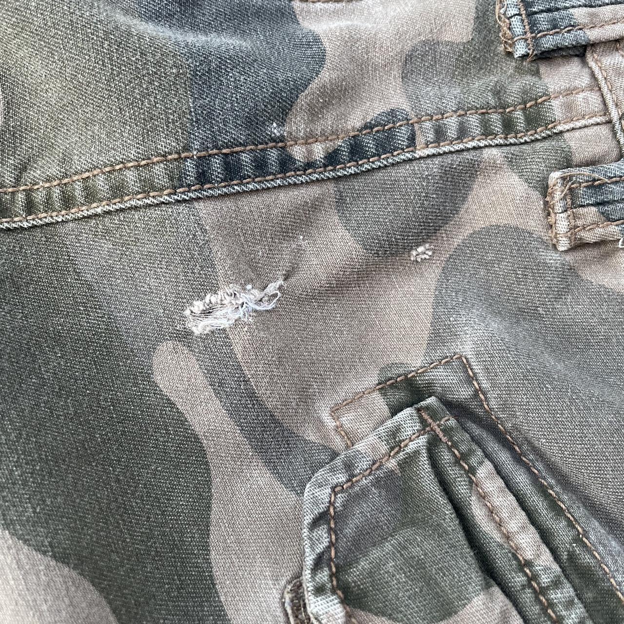 Y2K Northwest Territory Camo Cargo Pants Relaxed... - Depop